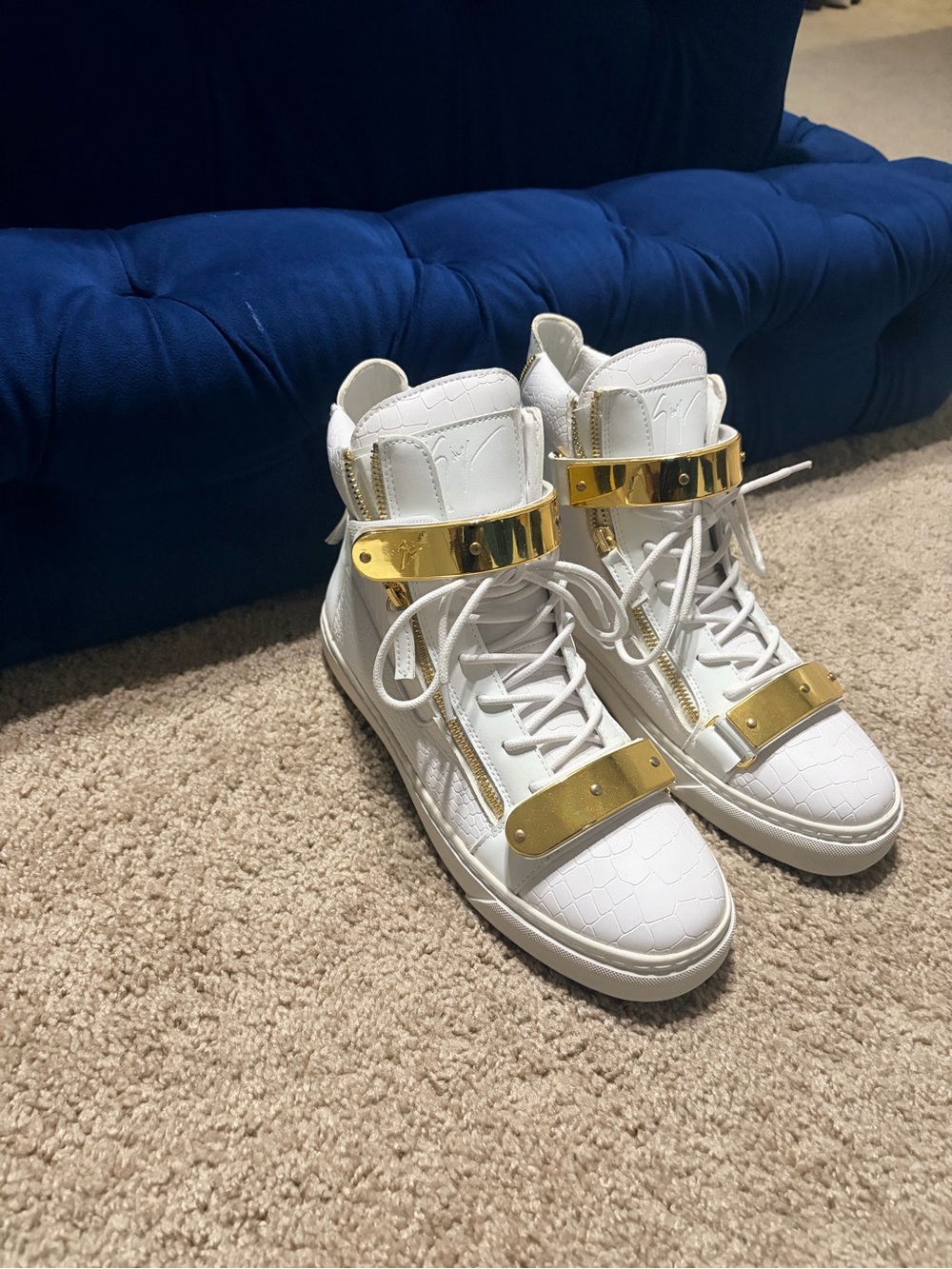 White High-Top Fashion Sneakers with Gold Accents
